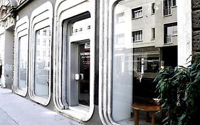 Operastreet City Center Apartment 